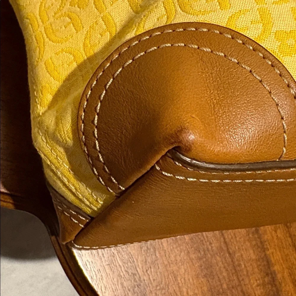 Fossil  satchel  Crossbody bag  fabric yellow print brown leather trim 3 compart